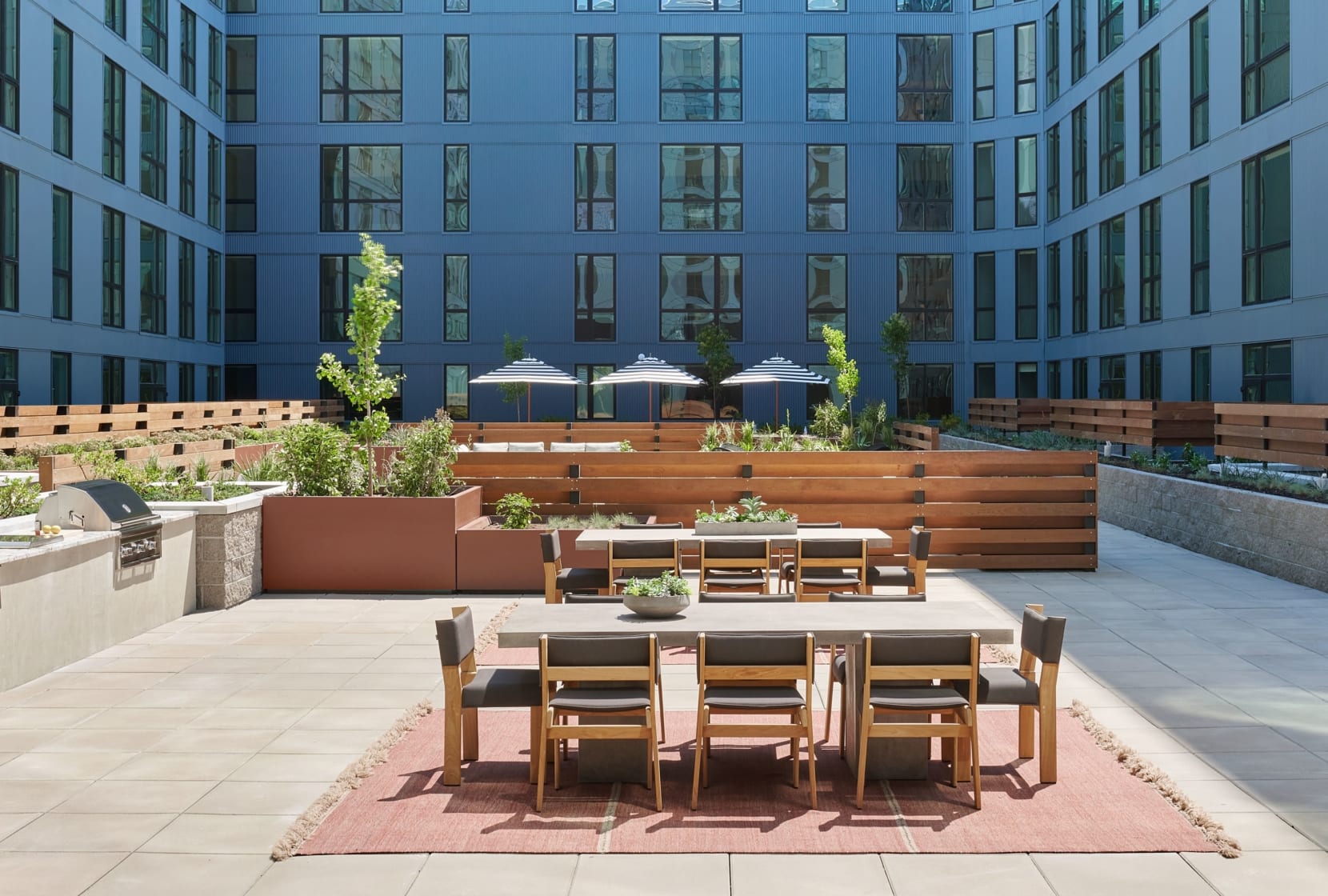 Avia apartments courtyard